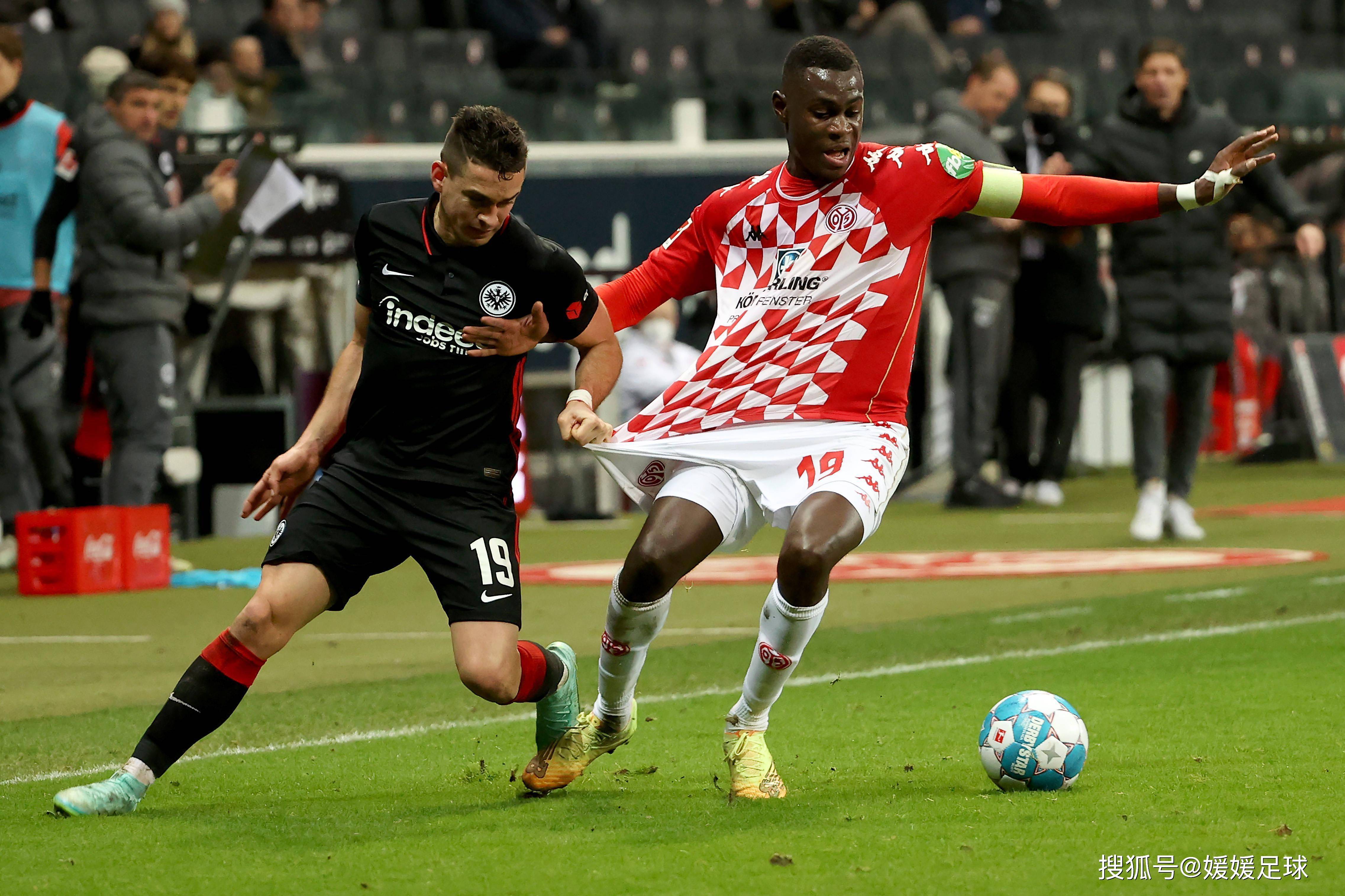 法兰克福主场逆转科隆，迎来胜利的简单介绍