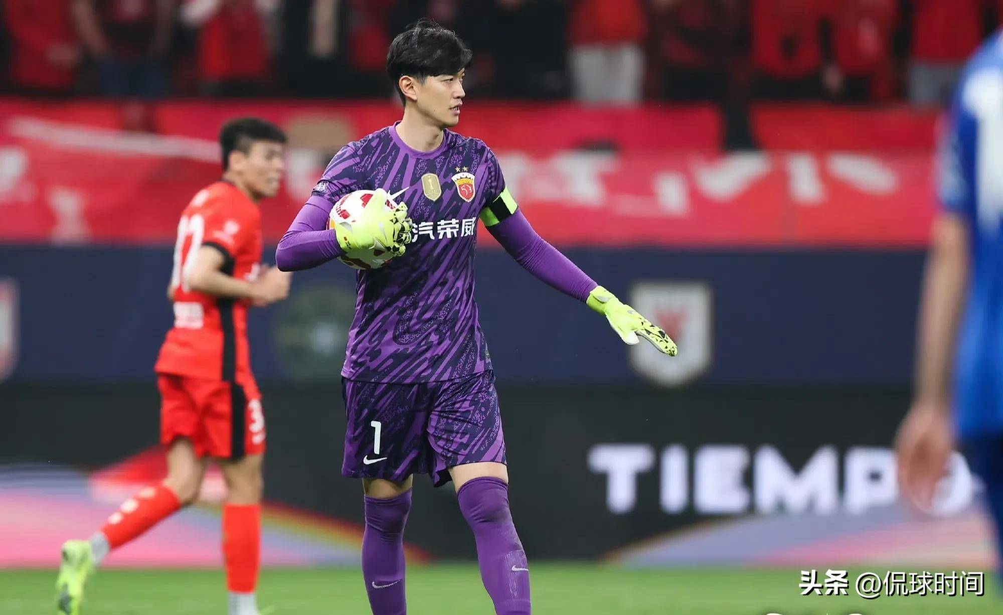 关于热门球队无悬念获胜，在场上风生水起的信息