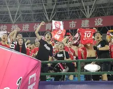川足客场勇胜亚泰，取得重要三分