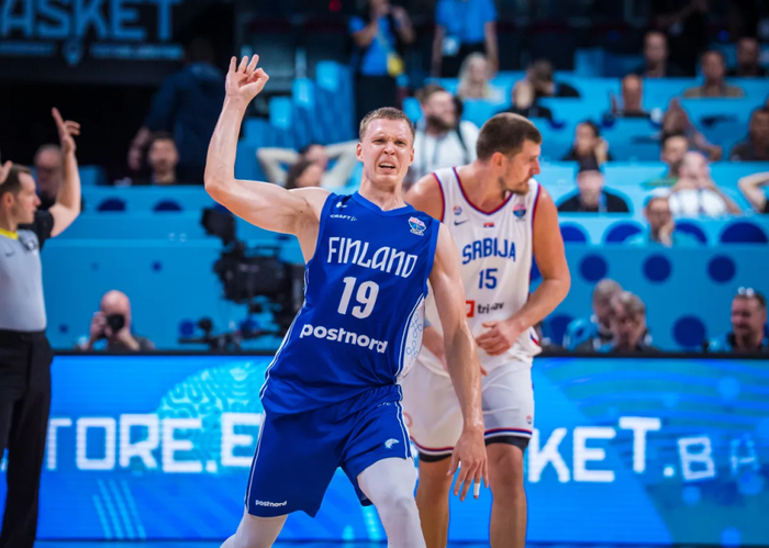 欧洲杯：芬兰队表现不佳无缘晋级