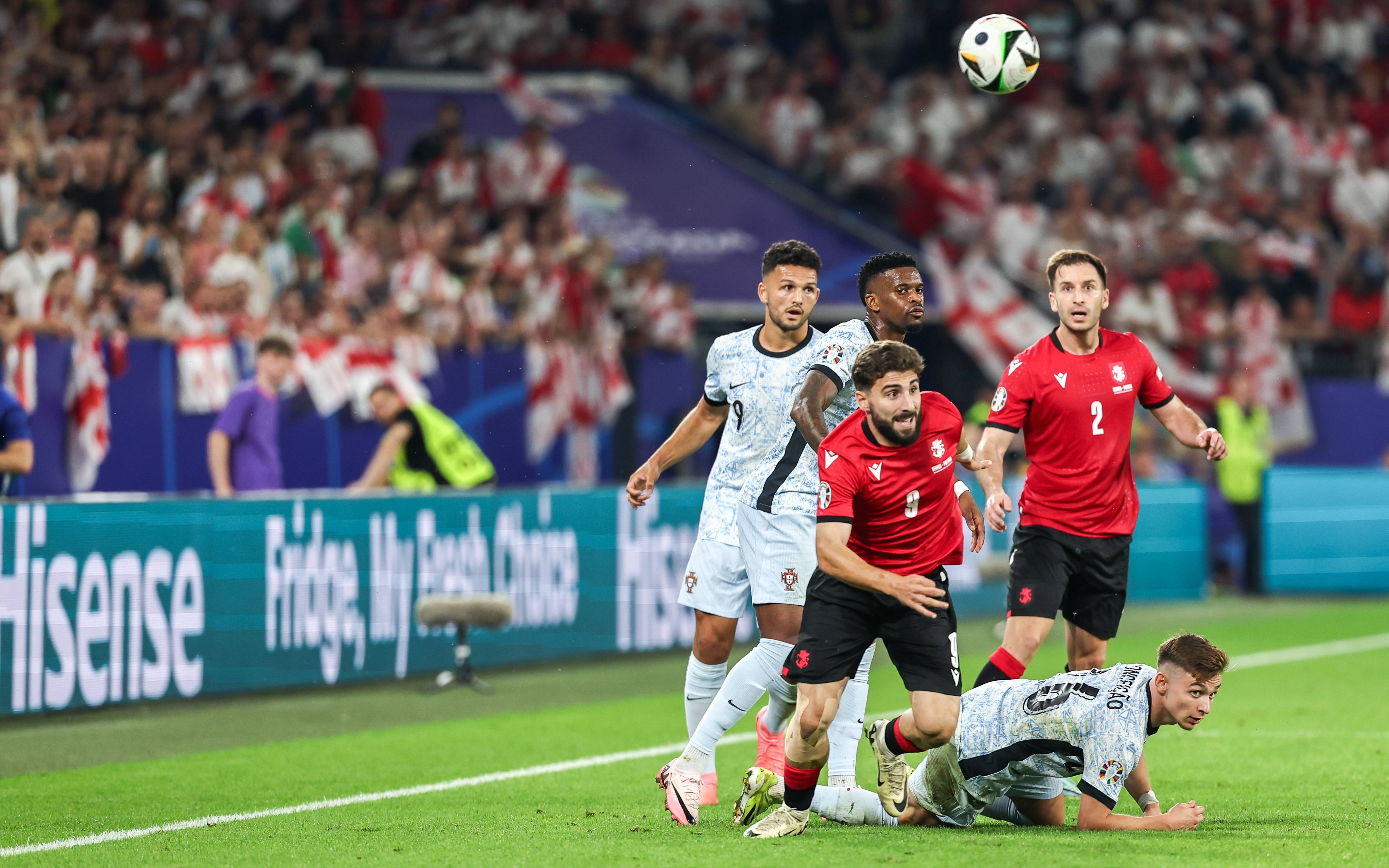 九游体育官方入口-西班牙队3-1击败斯洛伐克，晋级欧洲杯16强