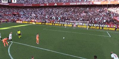 塞维利亚主场不败，继续领跑积分榜