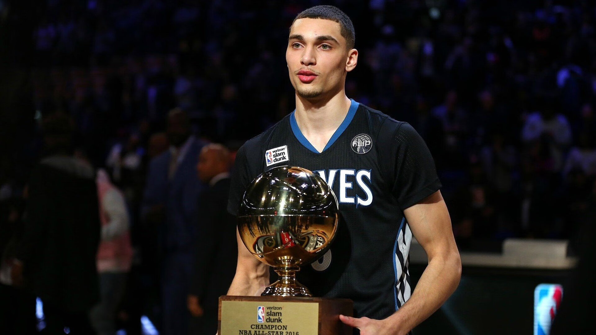 铁壁之下，巅峰献祭，当字母哥用防守完成一场总决赛加冕