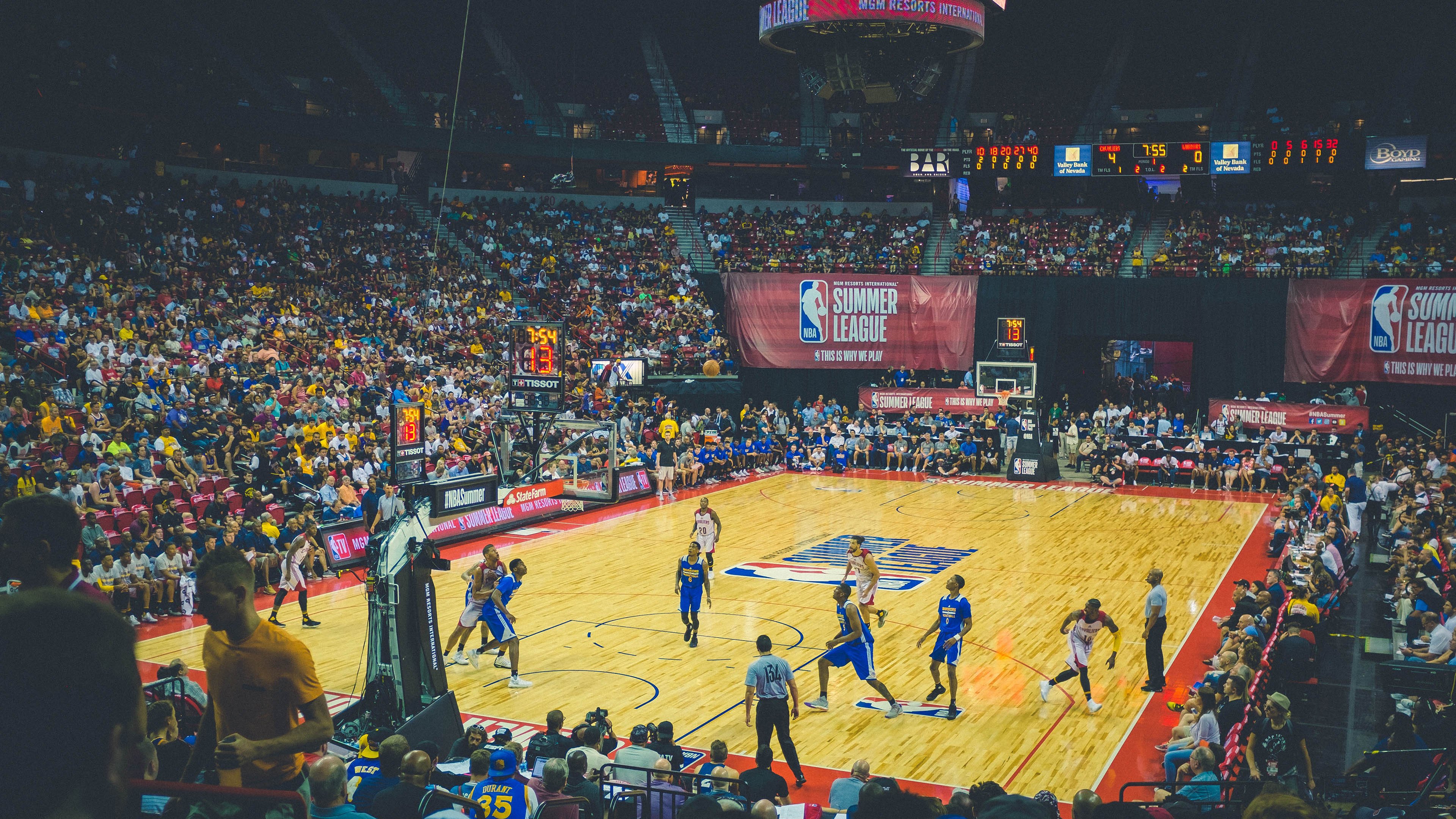 老兵不死！奥恰洛夫率奥地利队上演惊天逆转，灵魂一击铸就唯一经典